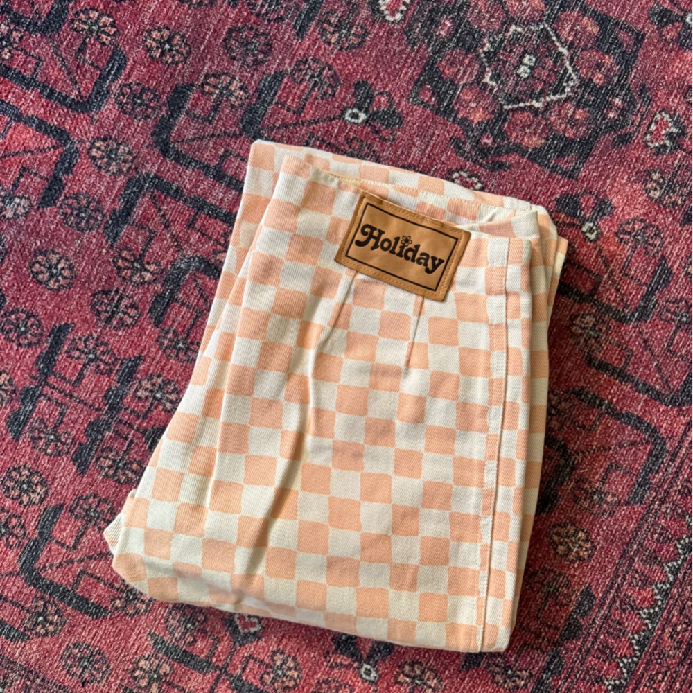 Holiday the label checkered pants in pink and white
